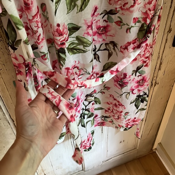 Show me your Mumu Floral Brie Garden of Blooms Robe:: one size - Picture 5 of 7